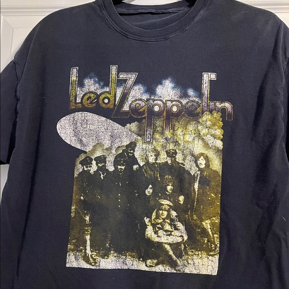 Vintage LED Zeppelin Black Graphic T-Shirt - Picture 2 of 2